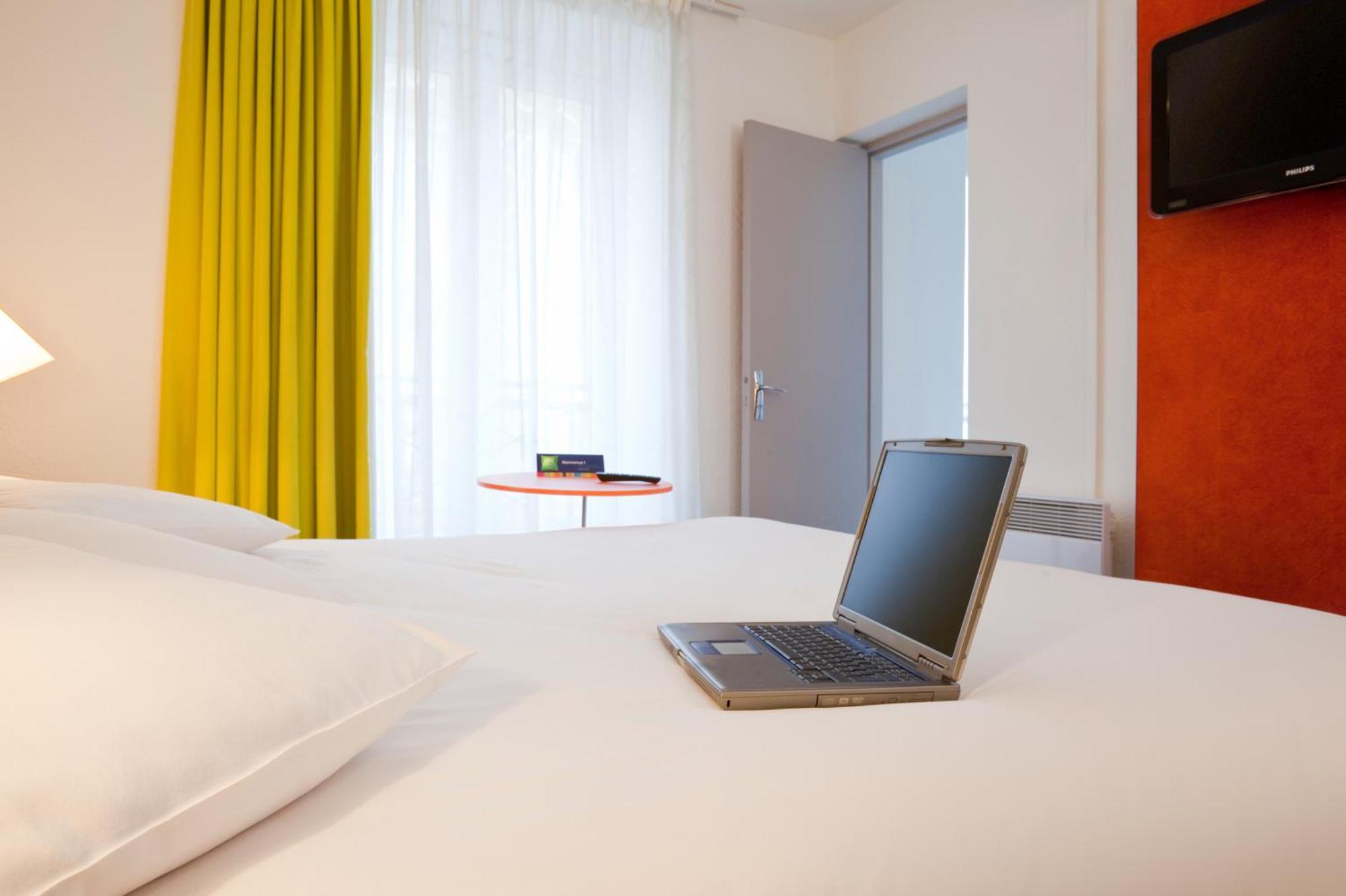 Отель Ibis Styles Paris Republique Le Marais Экстерьер фото