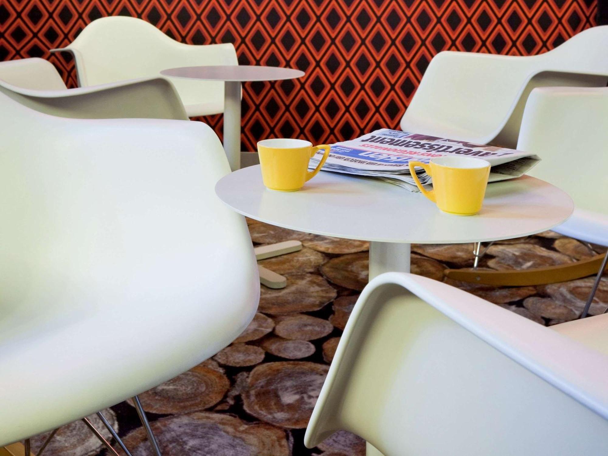 Отель Ibis Styles Paris Republique Le Marais Экстерьер фото