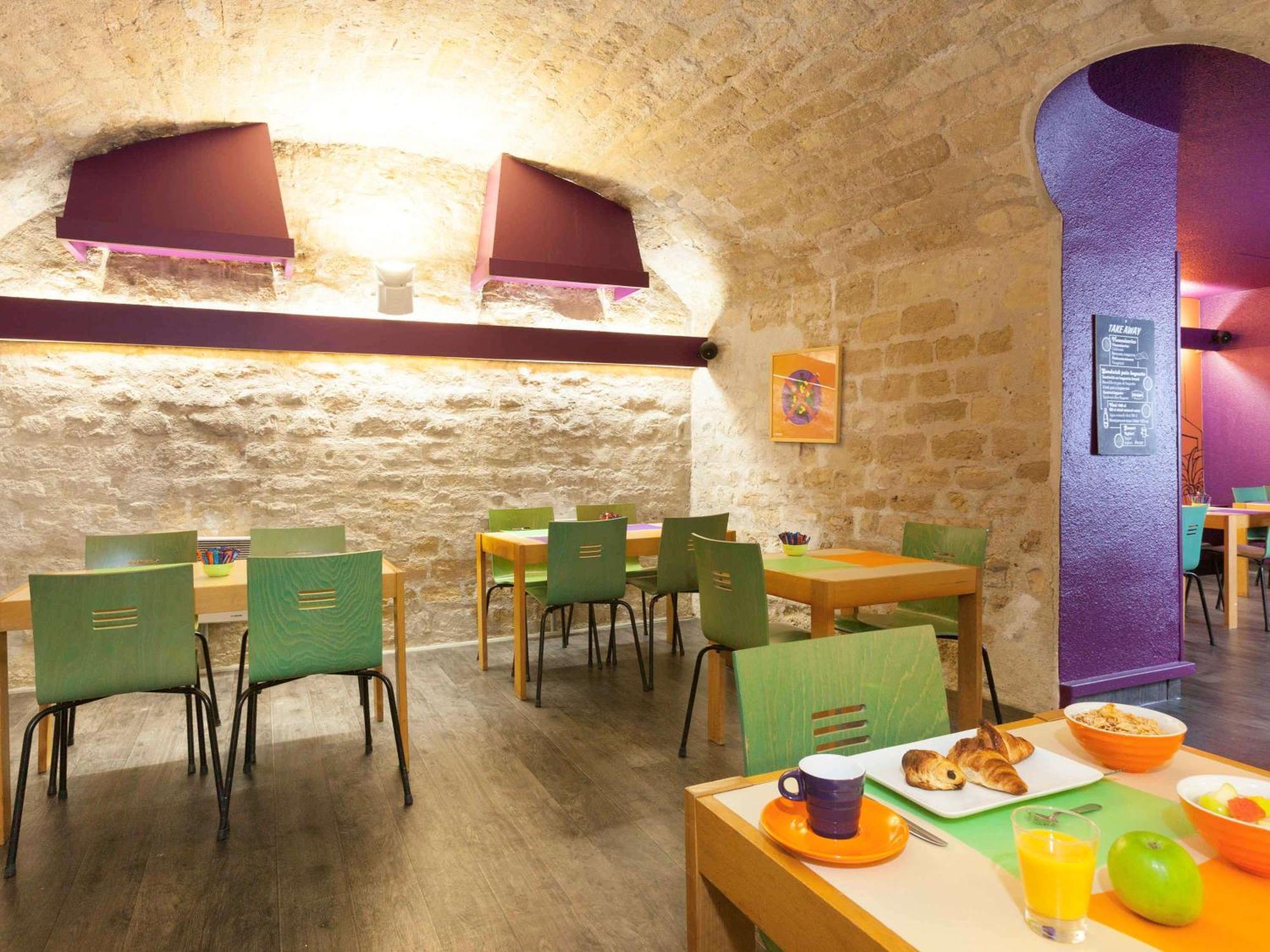 Отель Ibis Styles Paris Republique Le Marais Экстерьер фото