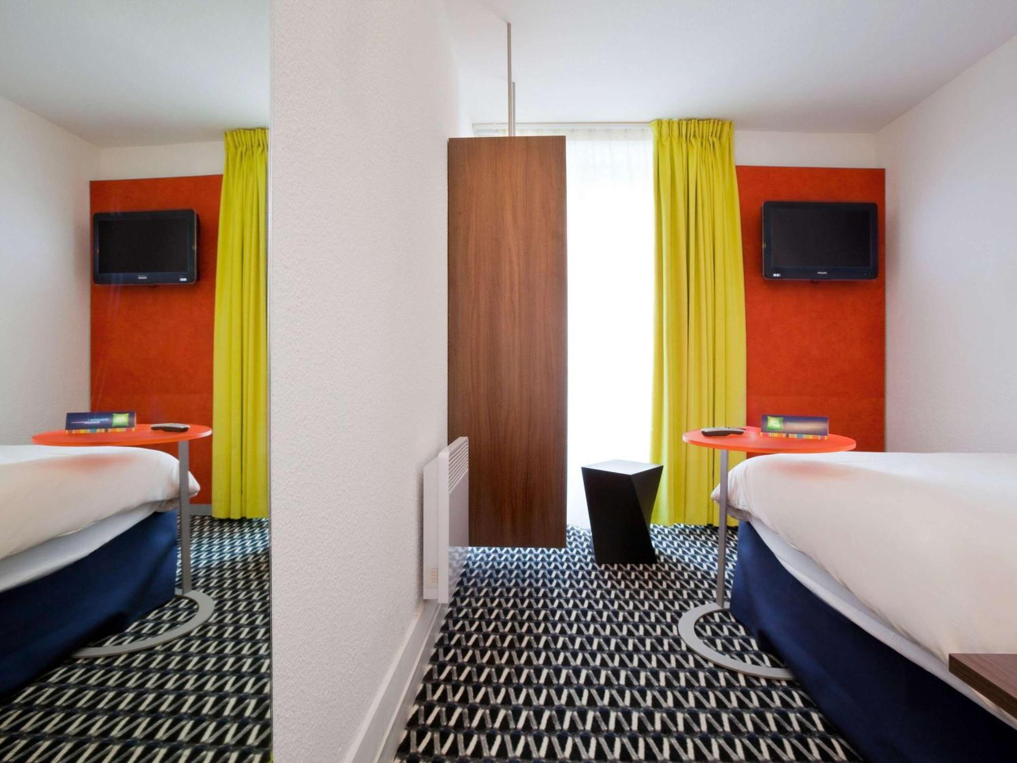 Отель Ibis Styles Paris Republique Le Marais Экстерьер фото